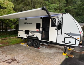 Winnebago Industries Towables Micro Minnie 2108TB