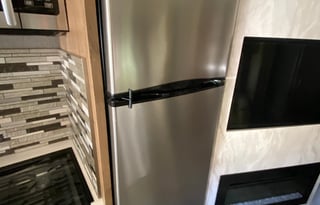 Amazing Couples Getaway w/Washer & Dryer