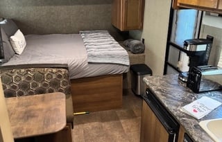 2018 Keystone RV Summerland Mini 1800BH