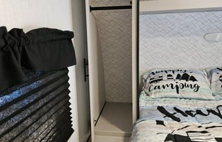 Lil slice of Paradise-Delivery Only