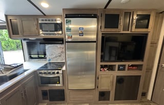 2021 CrossRoads RV Sunset Trail SS272BH