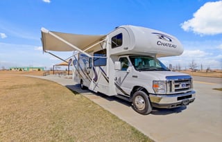 Thor Chateau 31F #87 - Bunkhouse