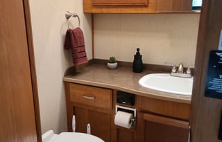 2015 Fleetwood Bounder(Delivery only)