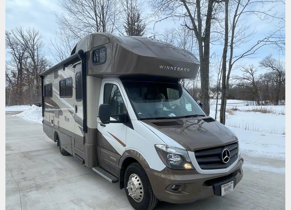 Class C Motor Home rentals in HAM LAKE