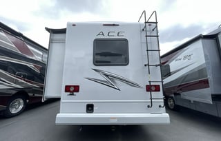 2024 Thor Ace 32B (Sleeps 8 to 9!