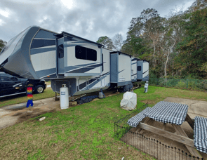 Highland Ridge RV Open Range 337 FLR