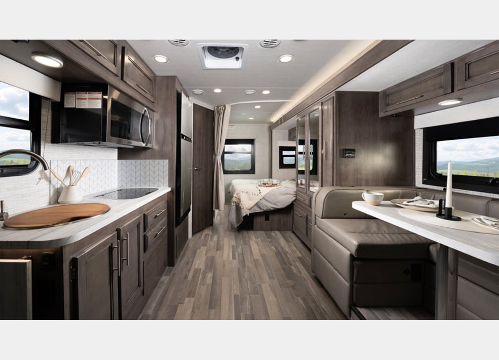 Class C Motor Home rentals in Los Angeles