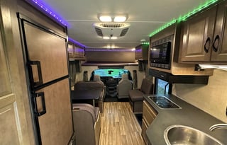"Rocky the RV" 2018 Thor Majestic 23A