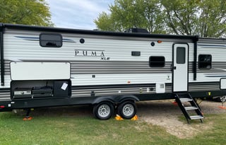 2021 Palomino Puma XLE Lite 27RBQC