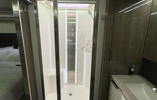 Luxury RV with flexible hosts.