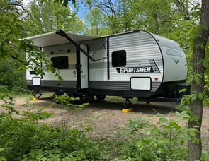 KZ Sportsmen SE 260BHSE