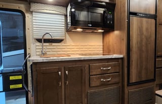 2019 Jayco Melbourne 24K