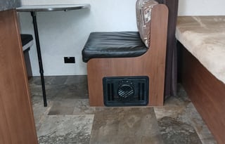 FOSTERS BUNKHOUSE BUNGALOW OOH LA LA