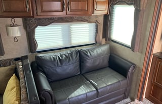2015 Keystone RV Cougar Half-Ton Series 279RKSWE