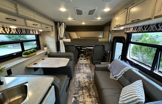 Modern Farmhouse Bunkhouse Motorhome 2022 Alante