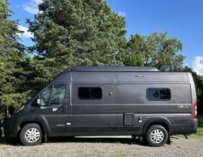 Winnebago Solis 59PX