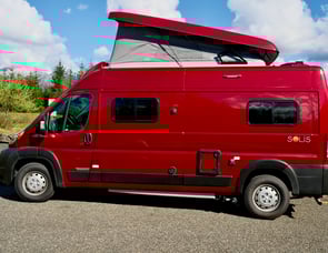 Winnebago Solis 59P