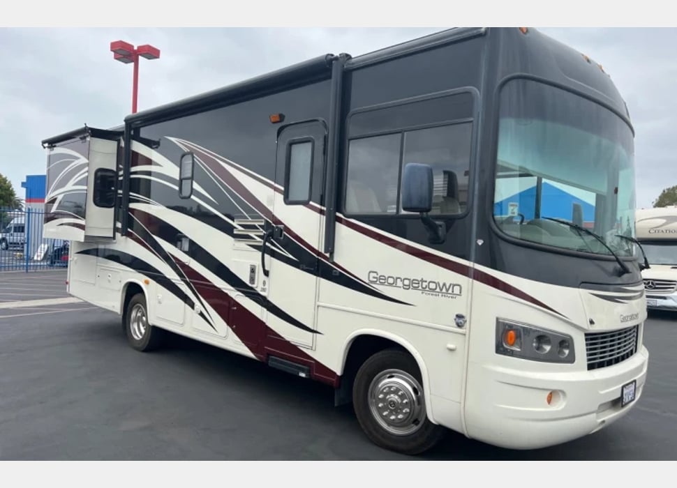 Class A Motor Home rentals in Oneida
