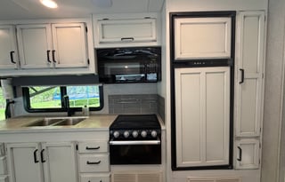 Stress free Luxury Camping/Fully Stocked