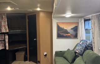 2017 Grand Design Imagine 2800BH