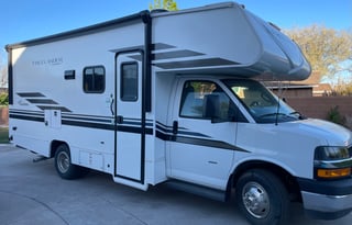 2022 Coachmen Freelander 22XG