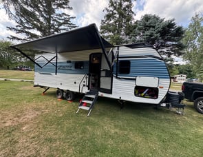 CrossRoads RV Zinger Lite ZR260BH