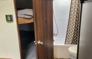 Memory Maker-Wander Freely: All 50 States Welcome!