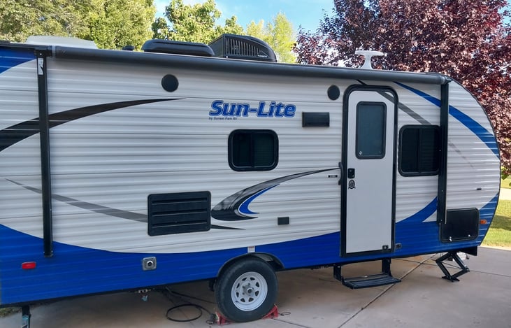 Lightweight and compact, but filled with amenities!