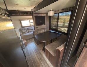 Jayco jay flight rocky mountain 245RLSW