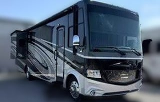 2016 Newmar Canyon Star 3710