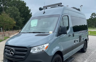 Blue VanLife Adventure 2, Synergy 19P