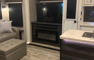 2020 Jayco North Point 377RLBH