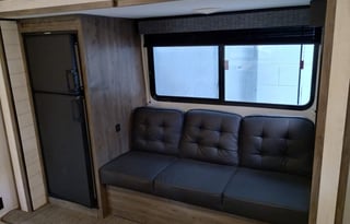 Cozy, Comfortable & Equipped RB215