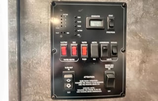 Sunseeker 2850LE | StarLink WiFi • Pet-Friendly