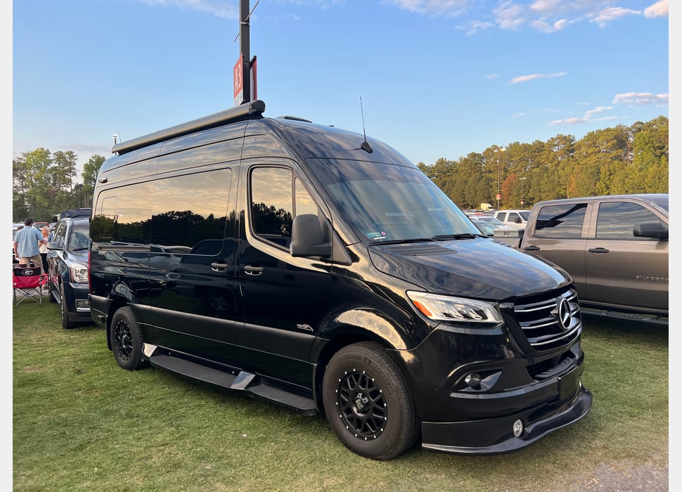 Class B Camping Van rentals in BLACK Mountain