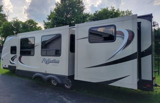 Bionic Gypsy Grand Design Reflection