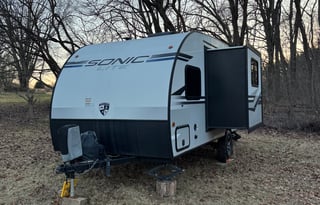 2020 Venture RV Sonic Lite 169VUD