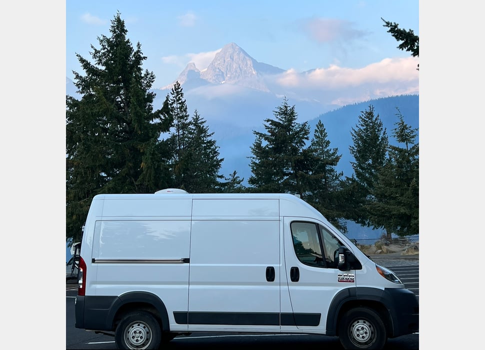 Class B Camping Van rentals in SOMERVILLE
