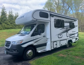 Forest River RV Sunseeker MBS 2400B
