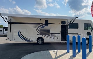 2021 Holiday Rambler Admiral 34J Bunkhouse
