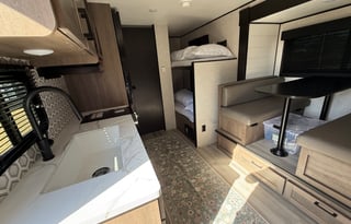 2025 NEW comfy easy to tow