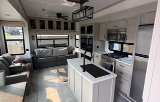 2023 Forest River Columbus Palomino CMF299RLW