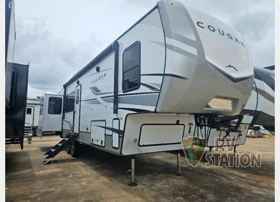 Fifth Wheel rentals in Ludington