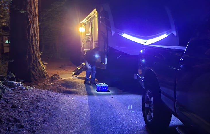 Front of trailer w/nightlight on
