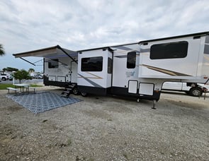 Forest River RV Cedar Creek 385TH