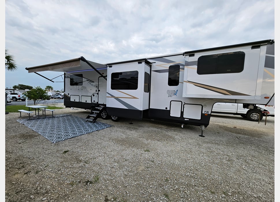 Fifth Wheel rentals in Blairsville