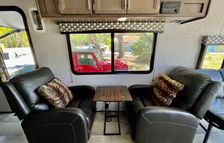 2021 Dutchmen RV Coleman Lantern Series 250TQ