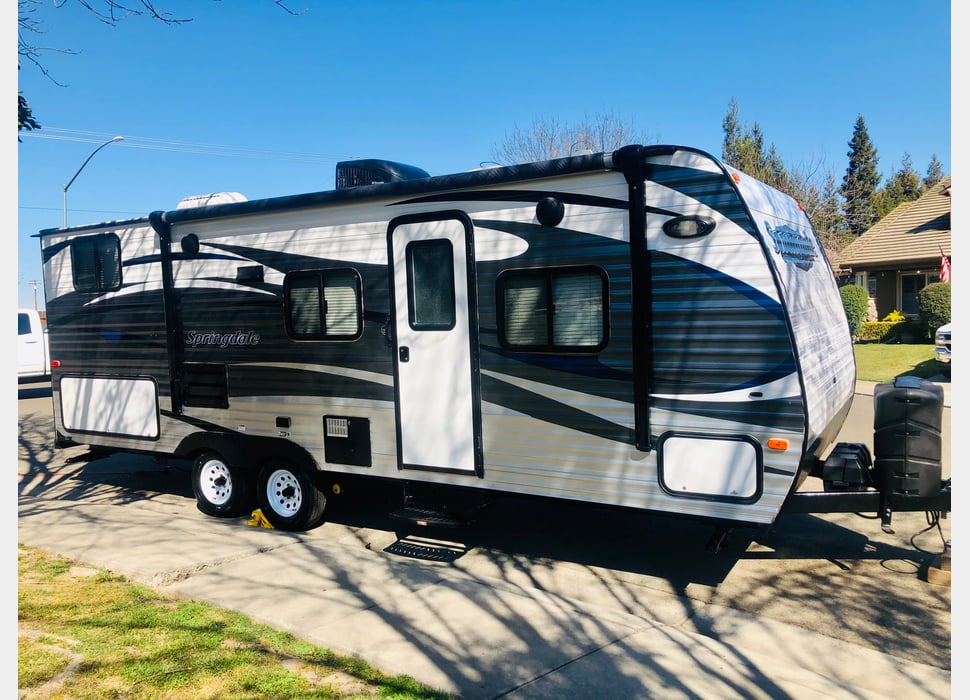Travel Trailer rentals in Hayward