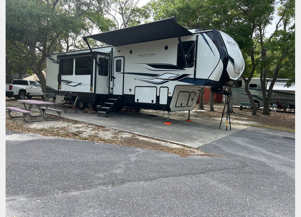 Fifth Wheel rentals in Pensacola