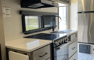 Freedom Calls: Solo Travel Made Easy